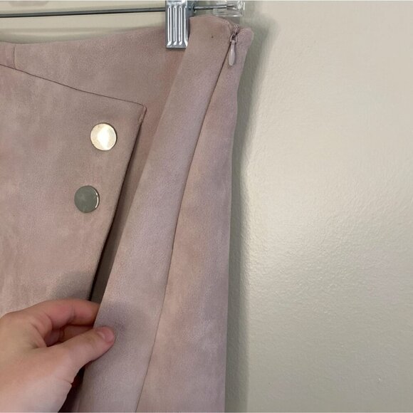 Charlotte Russe Suede Wrap Skort – Blush Pink w/ Metallic Buttons – Size S - Picture 7 of 11